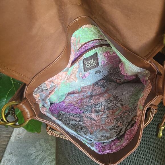 The Sak Brown Basketweave‎ Large Crossbody Purse BAG Gold Studded LEATHER Hobo - Picture 7 of 11